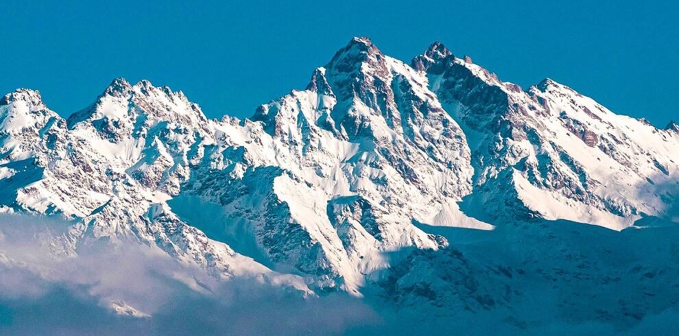 dd41c397-8e68-44b1-b657-b352b86547c8_Mera-Peak (2)